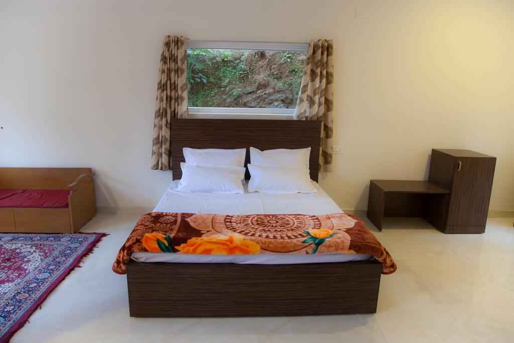 Petra Family Guest House Vālpārai 객실 사진